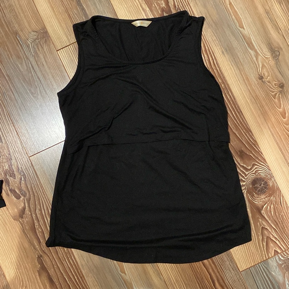 Kindred Braverly lift up nursing tank